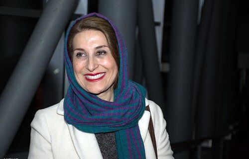 پیام تلویزیون ملی به ایرانیان خارج از کشور: فعلاً دست نگه دارید!